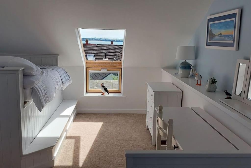 Sea Crest, Beautiful Home In Tenby With Sea Views מראה חיצוני תמונה
