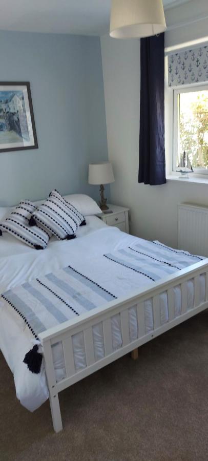Sea Crest, Beautiful Home In Tenby With Sea Views מראה חיצוני תמונה